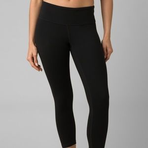 NWOT Prana Pillar Capri Black Sz. Small